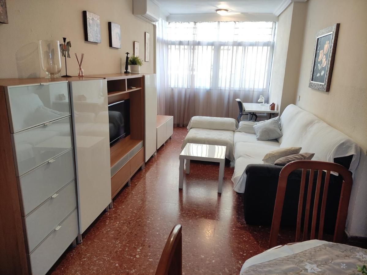 Amplio Piso Junto A Playa Victoria Apartment *